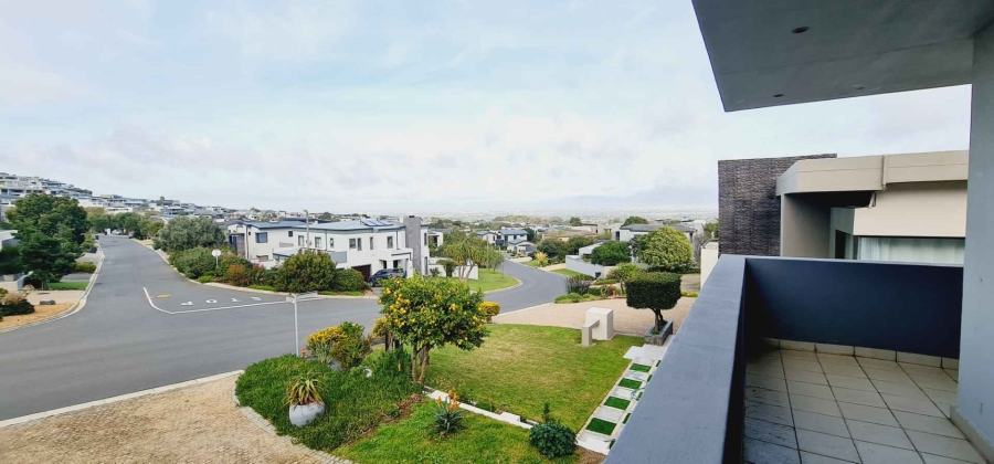 5 Bedroom Property for Sale in Baronetcy Estate Western Cape